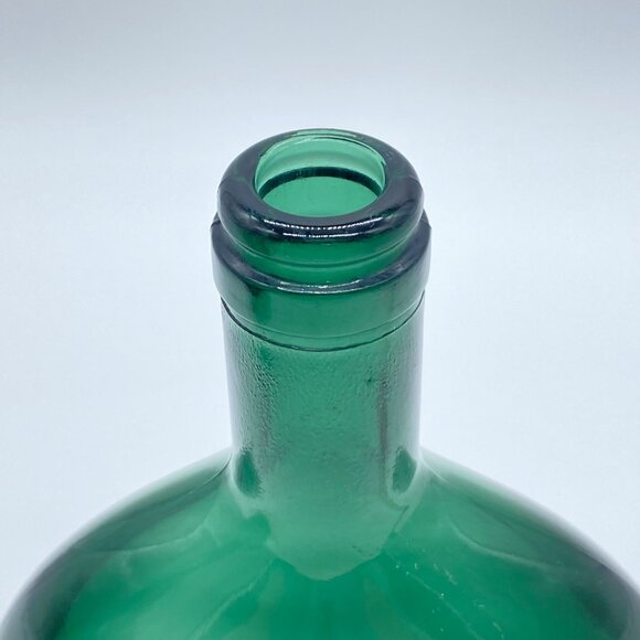 Pair Of Vintage Vinol Green and Amber Glass Flask Style Bottles Rounded Shape - Picture 6 of 15